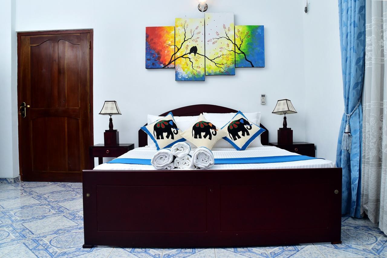 Sky Transit Hotel Katunayaka Luaran gambar